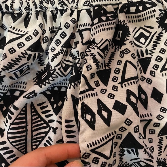 Bohemian Patterned Skirt - Picture 2 of 3